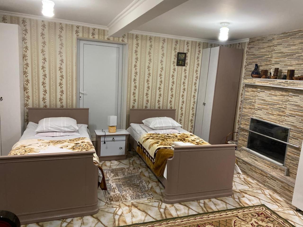 Guest House Happy House Kutaisi Luaran gambar